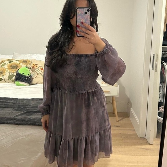 Aritzia Wilfred Tempest Mini Dress Smocked bodice Chiffon Puff Sleeve Purple - Picture 4 of 16